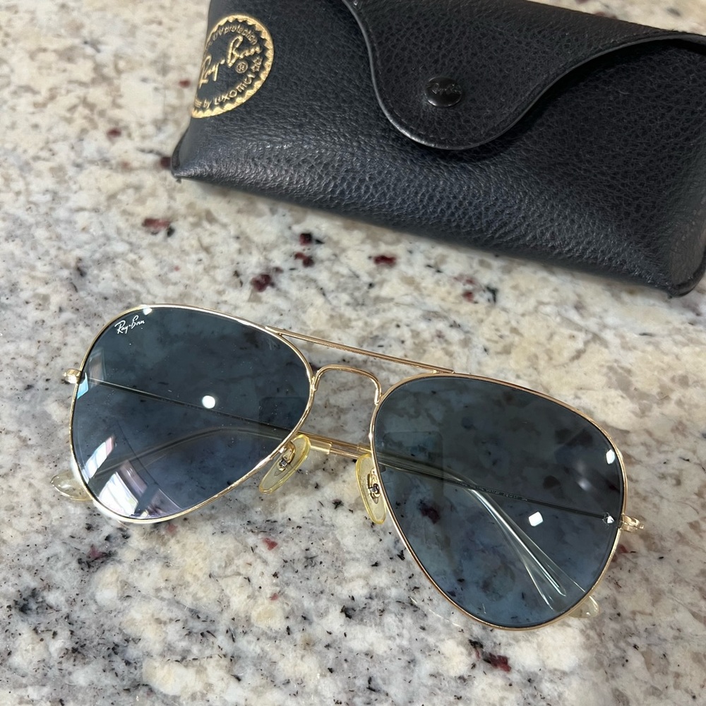 Women’s rayban blue aviator sunglasses